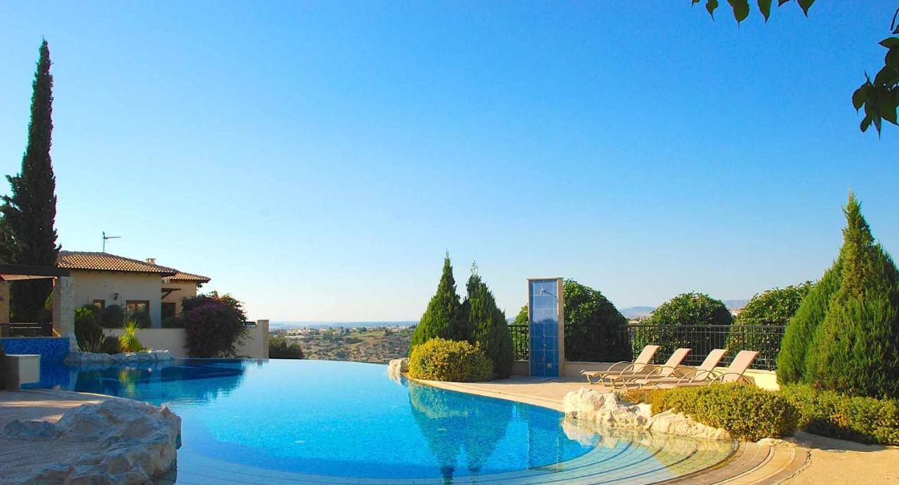 Modern Apartment Nz11 Large Balconies With Sea And Mountain Views Kouklia Exterior foto