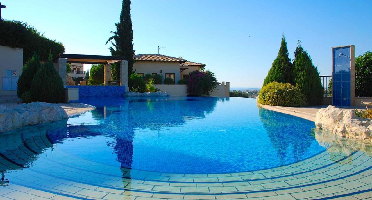 Modern Apartment Nz11 Large Balconies With Sea And Mountain Views Kouklia Exterior foto