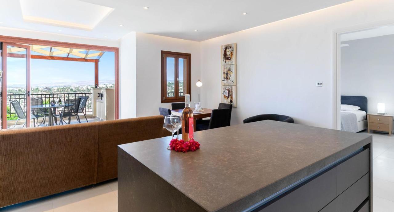 Modern Apartment Nz11 Large Balconies With Sea And Mountain Views Kouklia Exterior foto